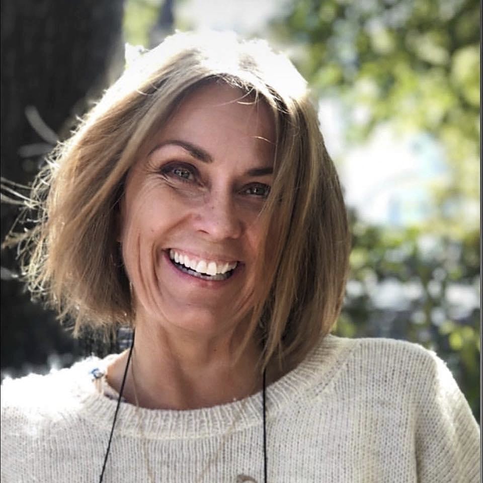 Gry Sætre (51) er guide din til Marrakech. Portrett av Gry Sætre.